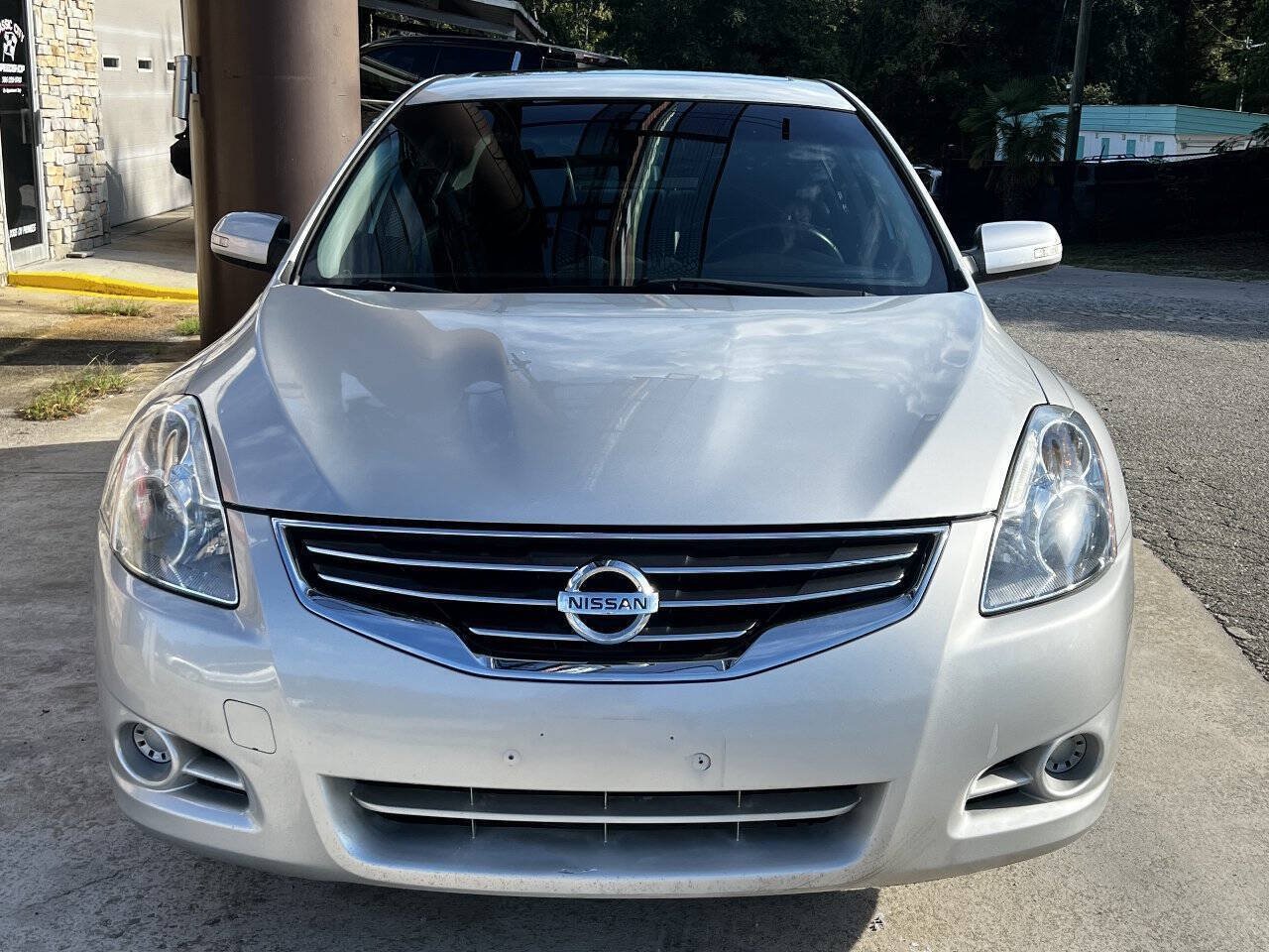 Used 2012 Nissan Altima 2.5 SL w/ 2.5SL Pkg FWD image 9