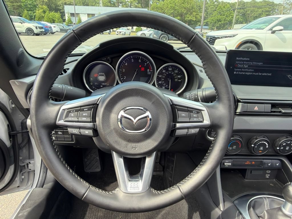 Used 2025 MAZDA MX-5 Miata RF Club w/ Weather Package RWD image 18
