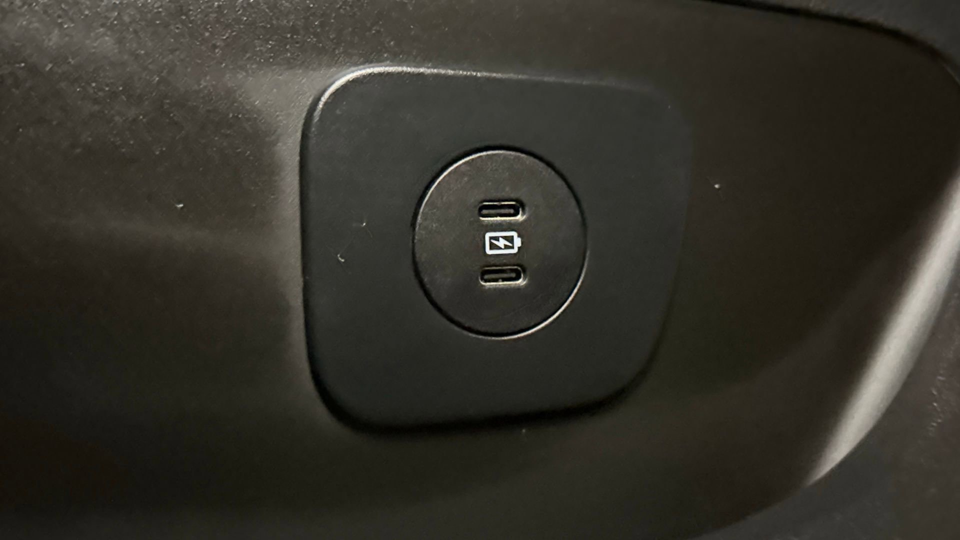 Used 2025 Ford Explorer Active w/ Active Comfort Package image 73