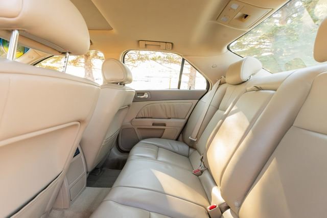 Used 2006 Cadillac STS V8 w/ Preferred Equipment Group image 15