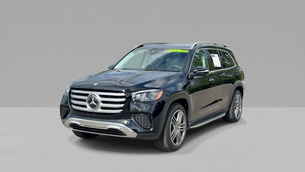 Used 2026 Mercedes-Benz GLS 450 4MATIC image 9