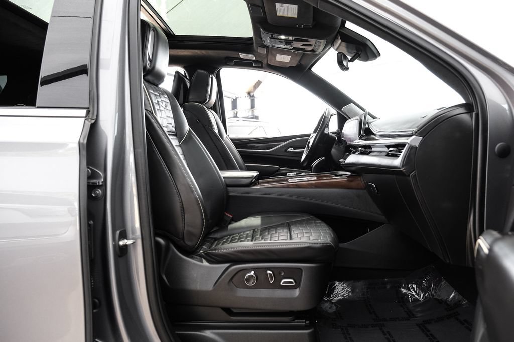 Used 2021 Cadillac Escalade Premium Luxury Platinum AWD/4WD image 42