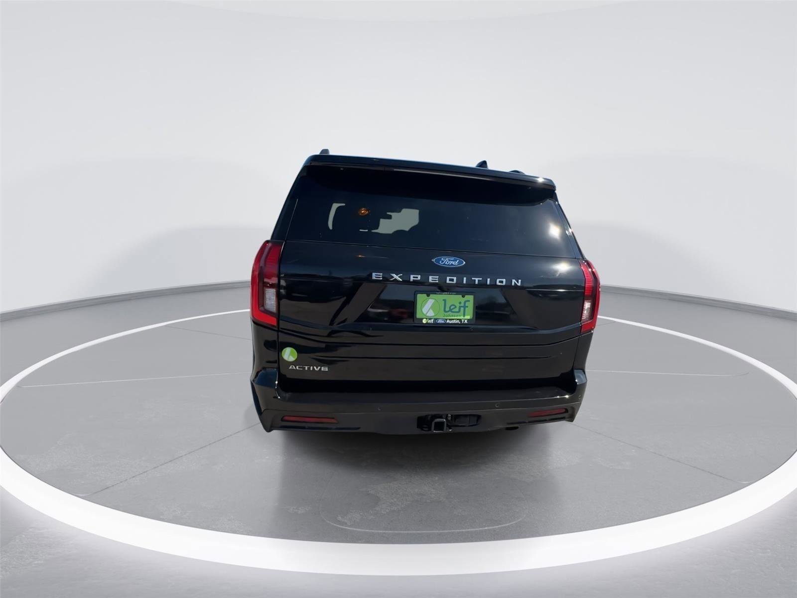 Certified 2025 Ford Expedition Active image 7