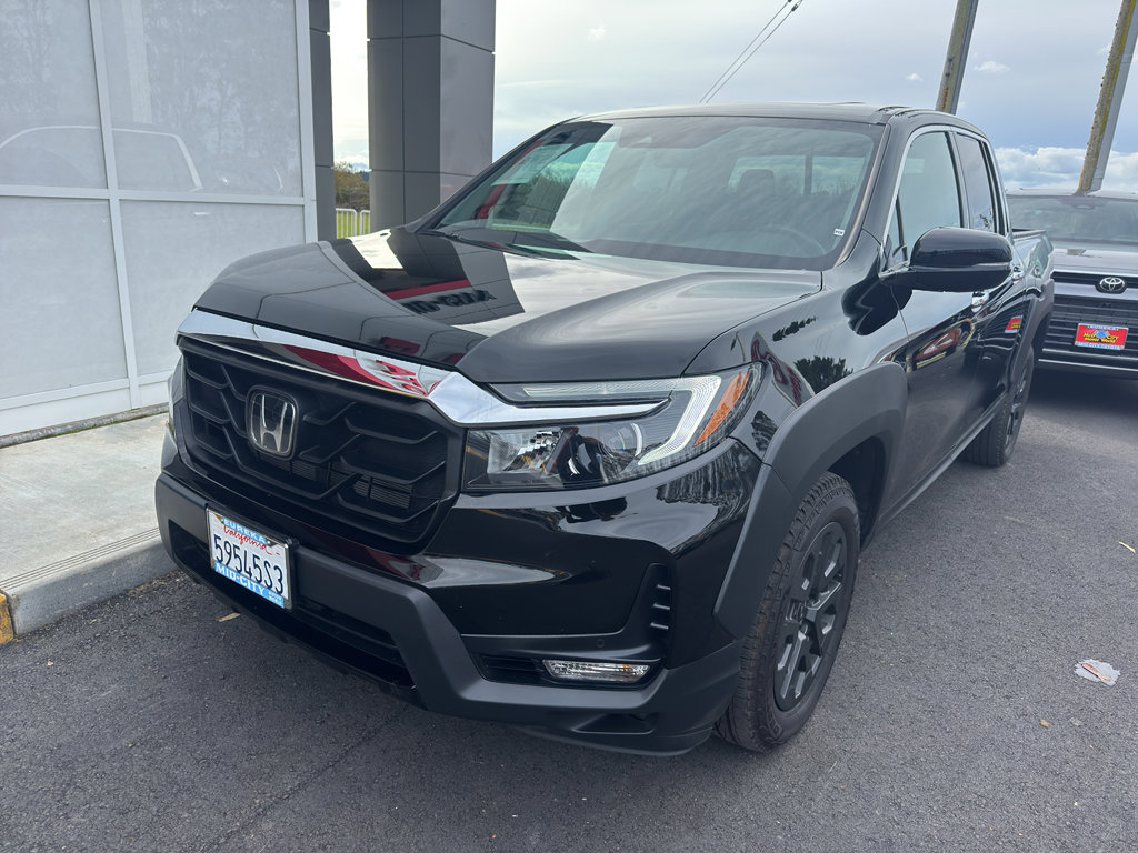Used 2023 Honda Ridgeline RTL-E image 2