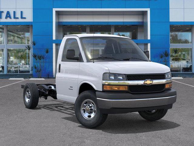 New 2025 Chevrolet Express 3500 w/ Power Convenience Package RWD image 7
