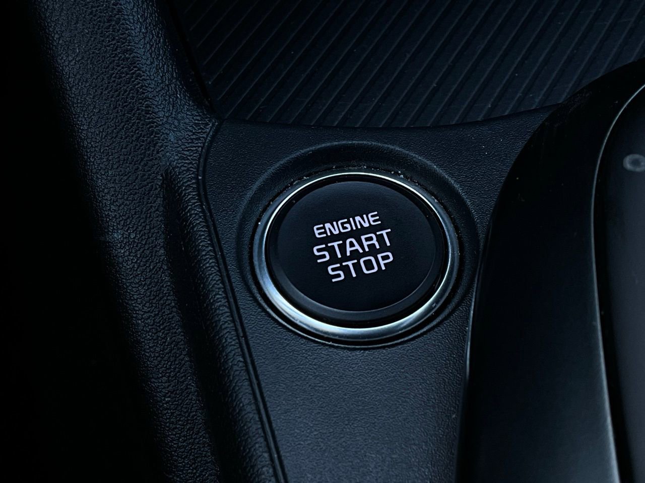 Used 2025 Kia K4 LXS image 25