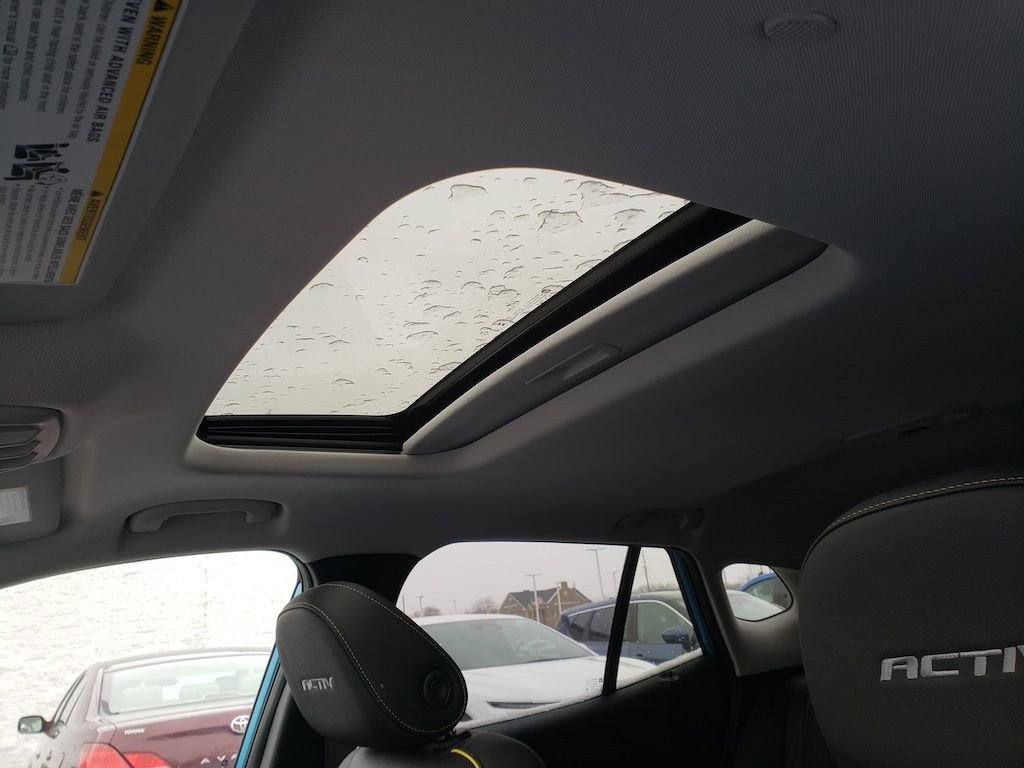 New 2026 Chevrolet Trax ACTIV w/ Sunroof Package image 24