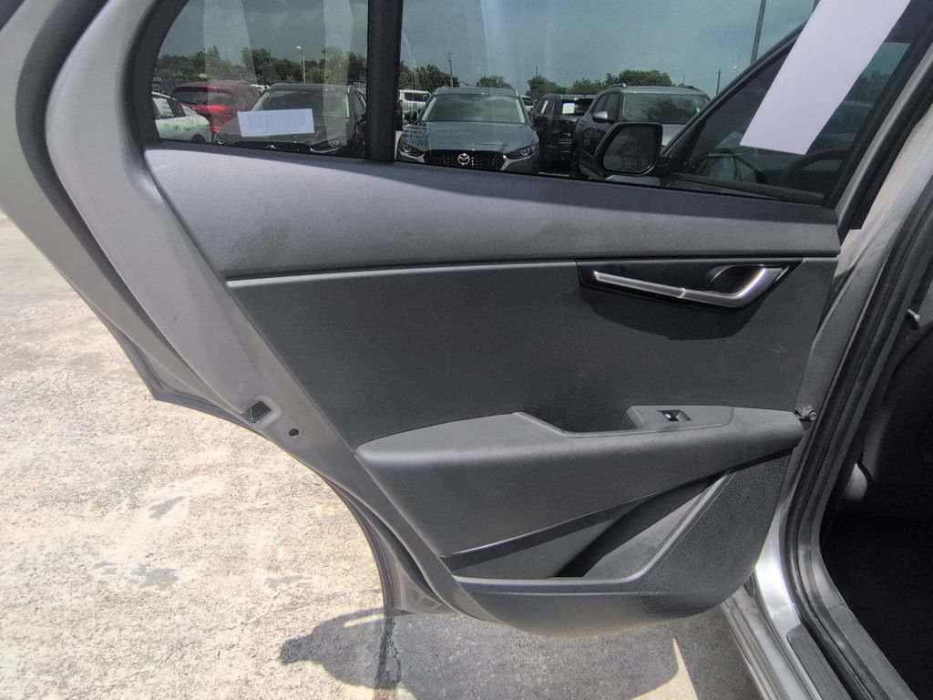Used 2025 Kia Niro LX FWD image 25