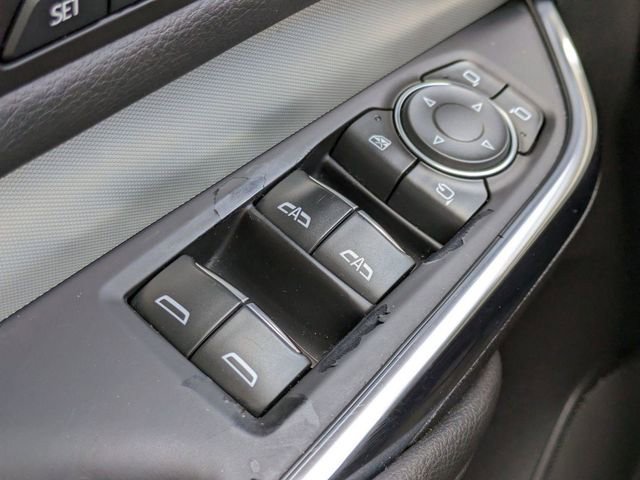 Used 2019 Cadillac XT4 Premium Luxury w/ Enhanced Visibility Package FWD image 23