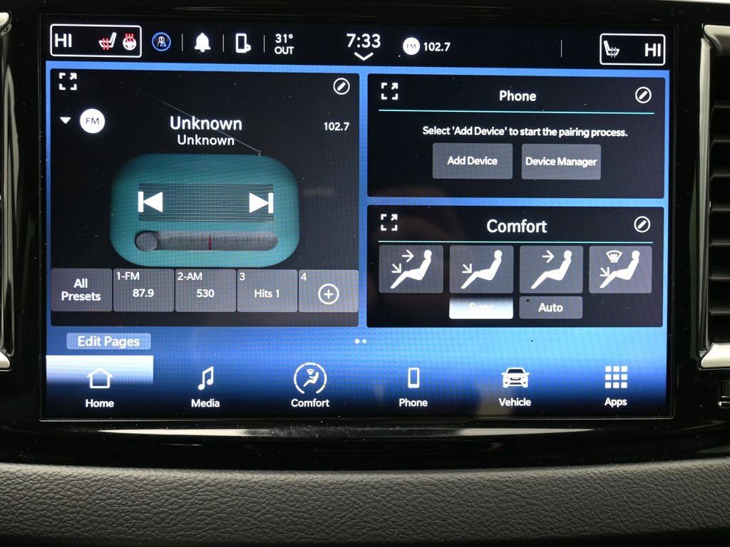 Used 2022 Chrysler Pacifica Touring-L image 22