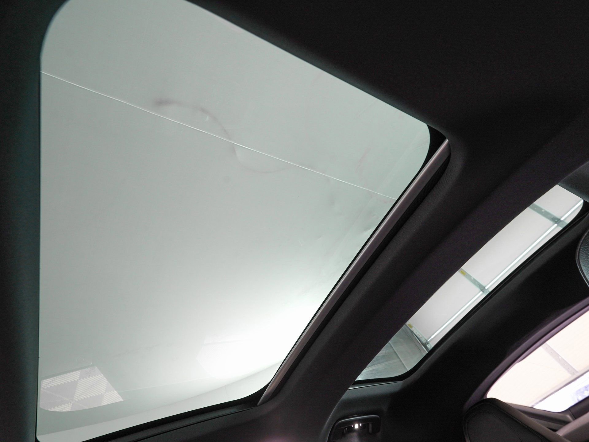 Used 2026 Porsche Panamera image 26