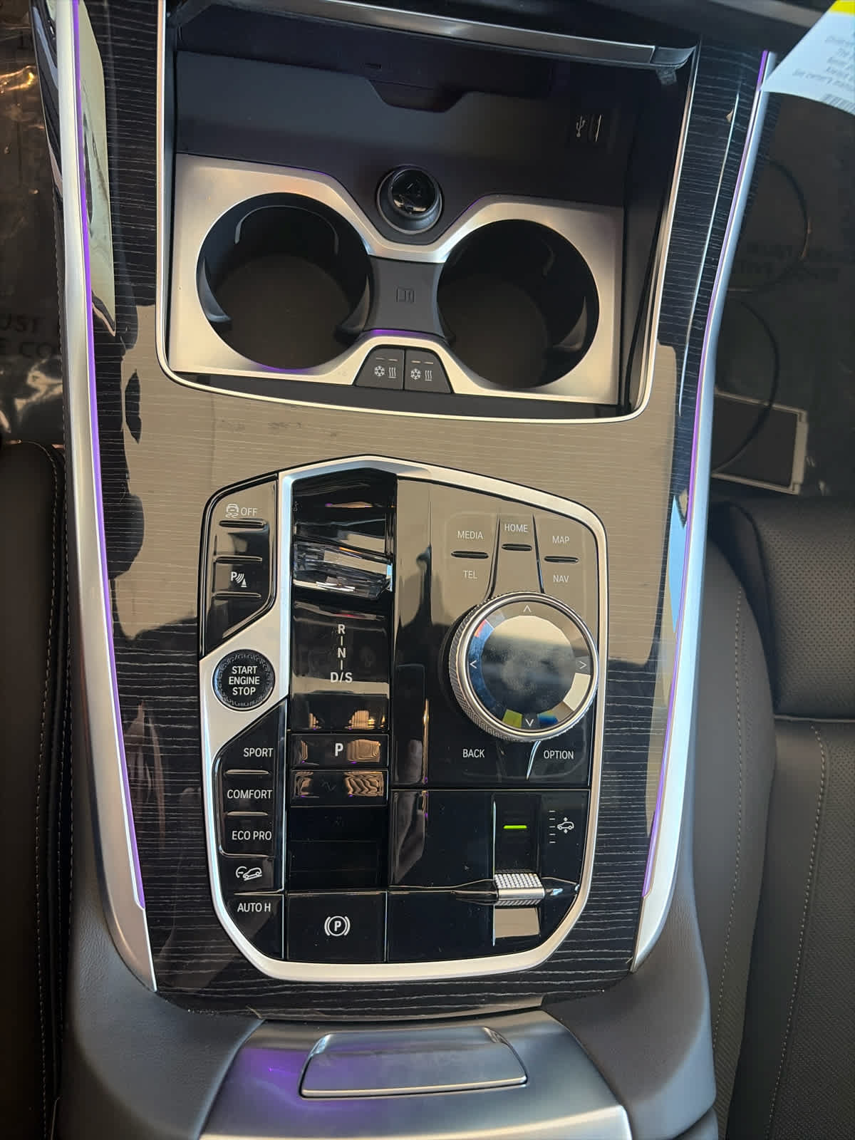 New 2026 BMW X7 M60i AWD/4WD image 13