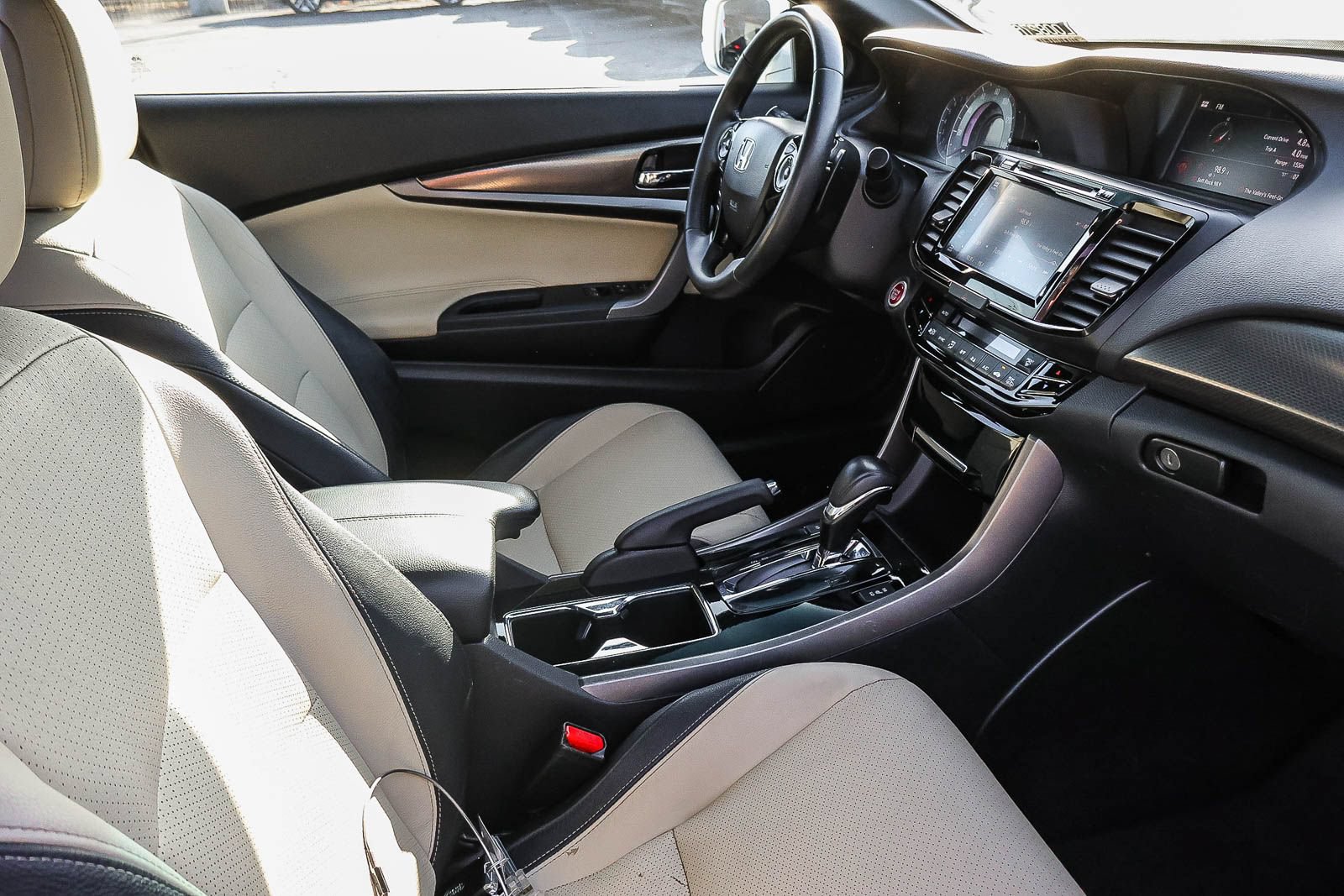 Used 2016 Honda Accord EX-L image 17