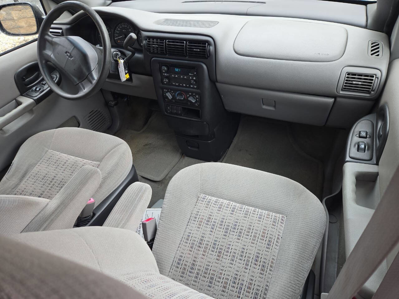 Used 2003 Chevrolet Venture LS FWD image 16