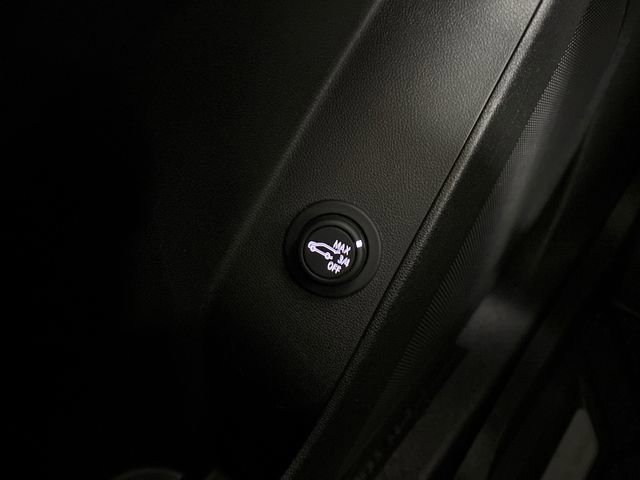 Used 2023 Chevrolet Equinox LT image 51