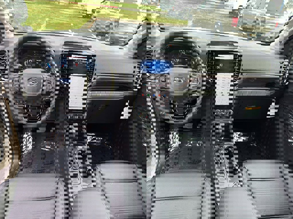 New 2025 Ford Ranger Lariat w/ FX4 Off-Road Package image 22