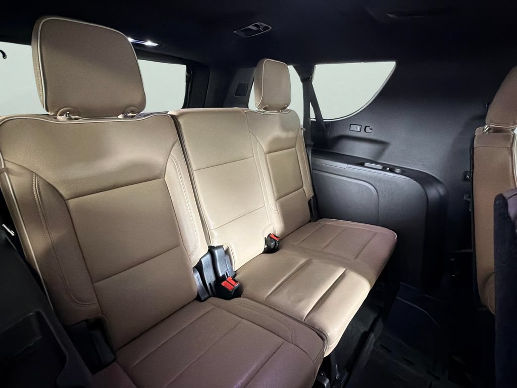 Certified 2021 Chevrolet Suburban Premier w/ Premium Package RWD image 34