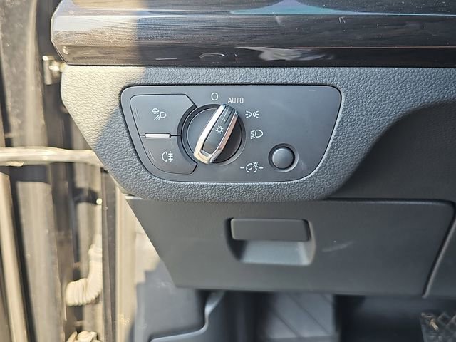 Used 2019 Audi Q5 2.0T Premium w/ Convenience Package image 24