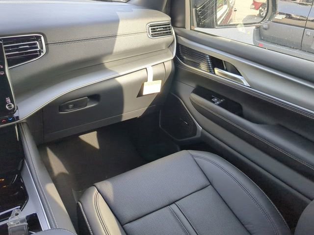 New 2025 Jeep Wagoneer Series II AWD/4WD image 16