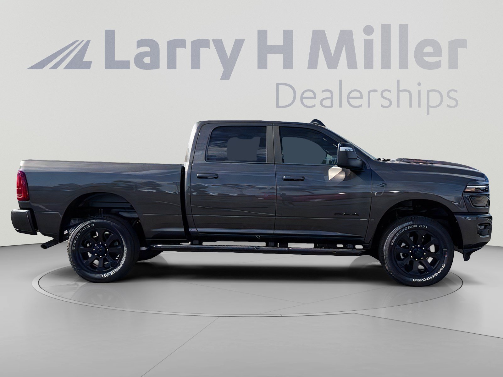 New 2027 RAM 2500 Laramie w/ Night Edition AWD/4WD image 7