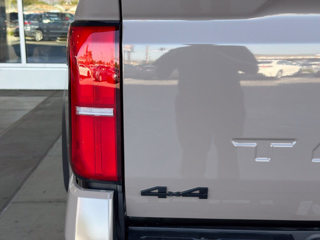 New 2026 Toyota Tacoma TRD Off-Road AWD/4WD image 10