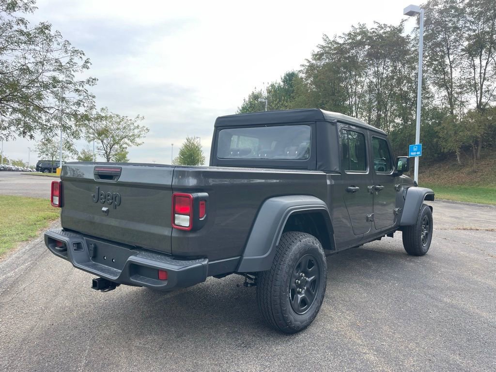 New 2025 Jeep Gladiator Sport AWD/4WD image 3