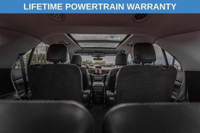 Used 2024 Ford Explorer Limited w/ Limited Technology Package AWD/4WD image 30