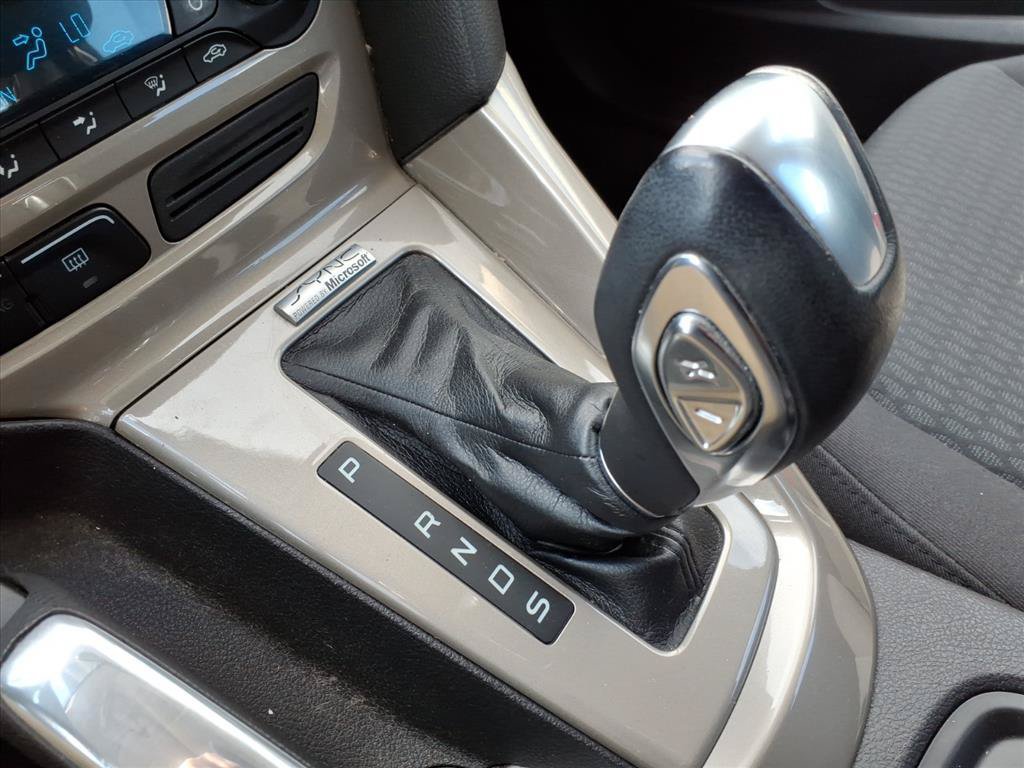 Used 2012 Ford Focus SEL w/ SEL/Titanium Winter Pkg FWD image 16