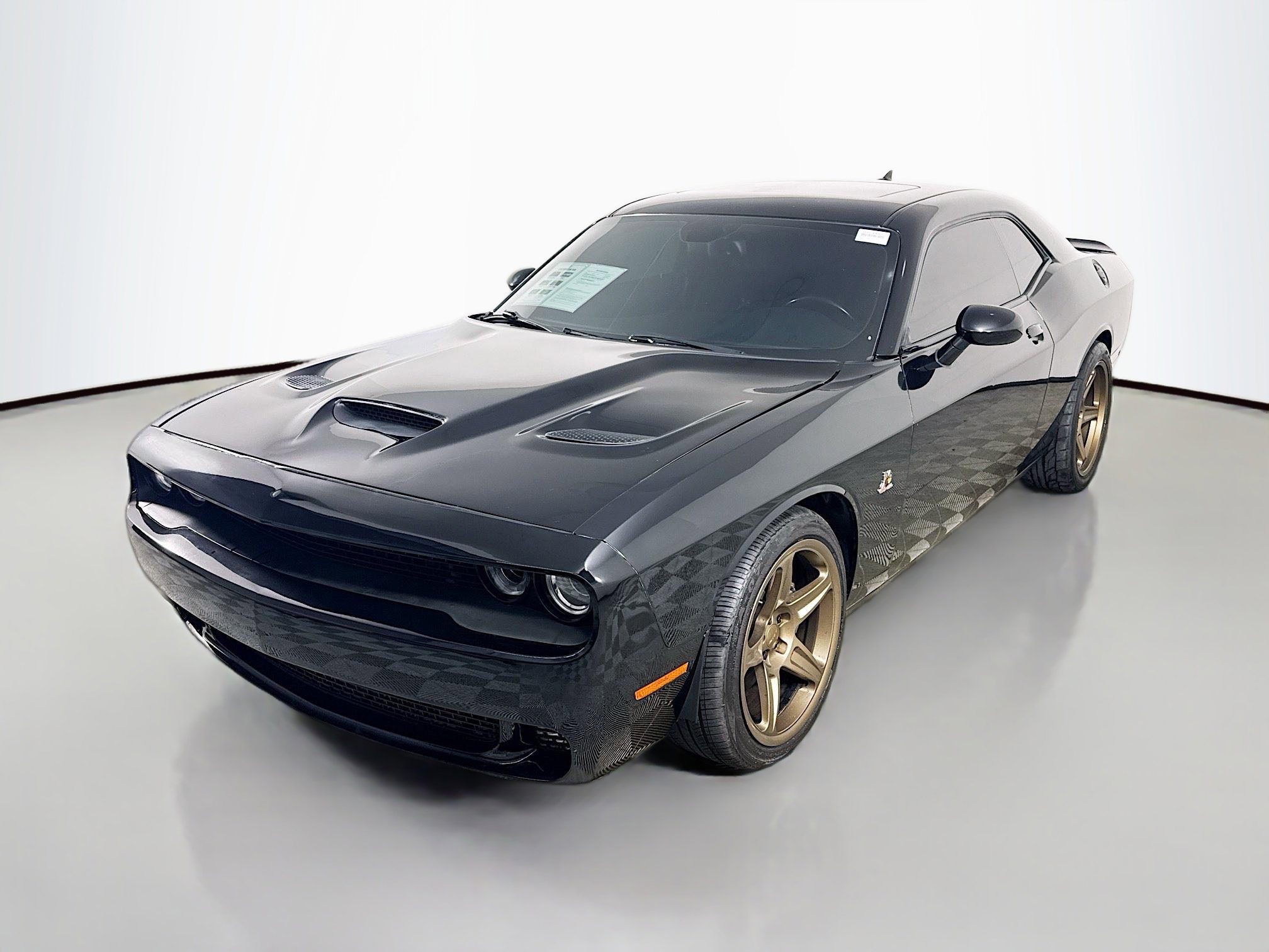 Used 2016 Dodge Challenger R/T Scat Pack w/ Leather Interior Group image 4