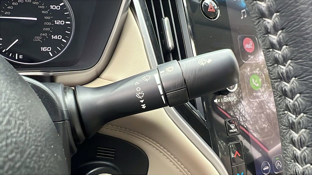 Used 2020 Subaru Legacy Limited image 28