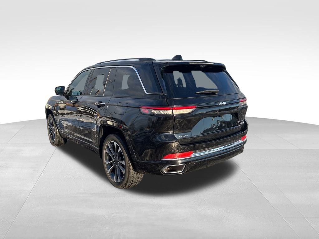 Certified 2023 Jeep Grand Cherokee Overland w/ Luxury Tech Group IV image 22