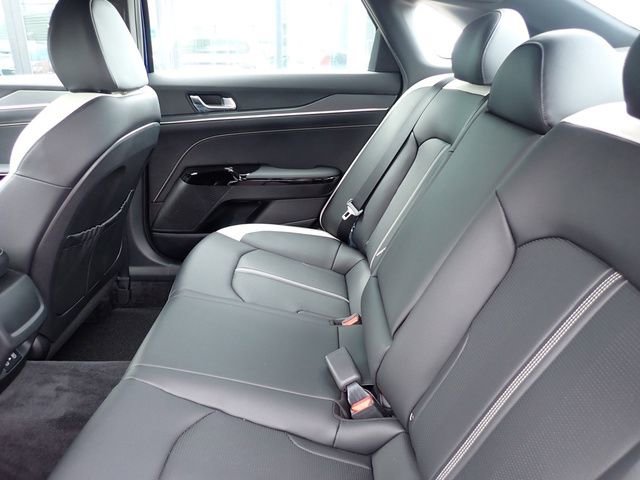Certified 2025 Kia K5 GT-Line image 17