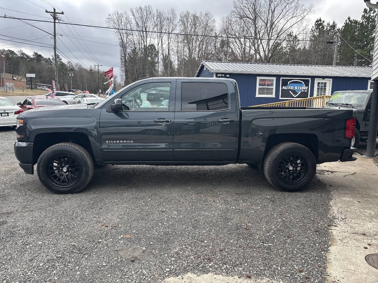 Used 2017 Chevrolet Silverado 1500 LT w/ All Star Edition image 9