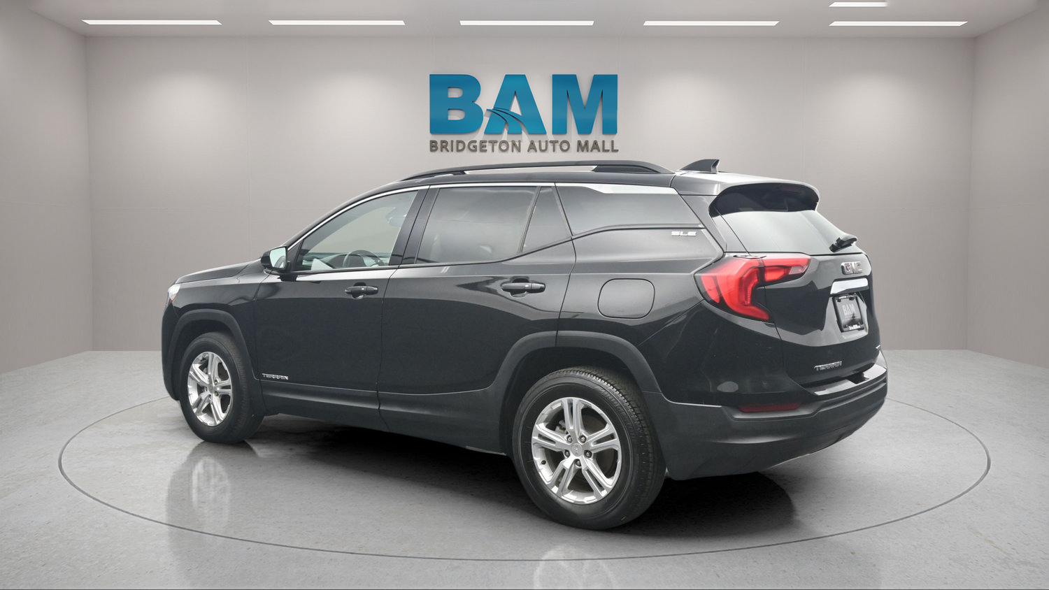 Used 2020 GMC Terrain SLE w/ Driver Convenience Package AWD/4WD image 5
