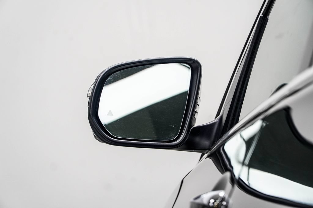 Used 2025 Mercedes-Benz GLE 350 4MATIC image 16