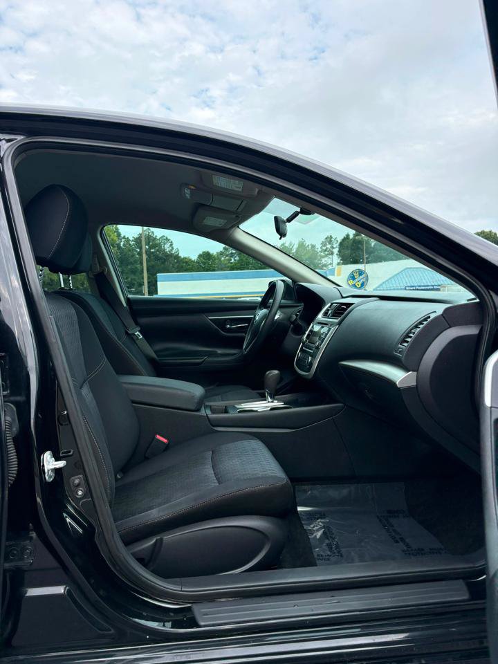 Used 2016 Nissan Altima 2.5 S w/ Power Driver Seat Package FWD image 18