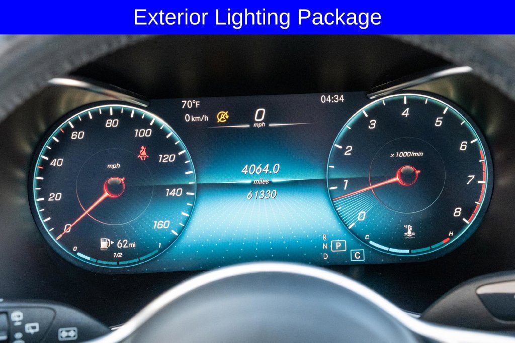 Used 2021 Mercedes-Benz GLC 300 4MATIC image 4