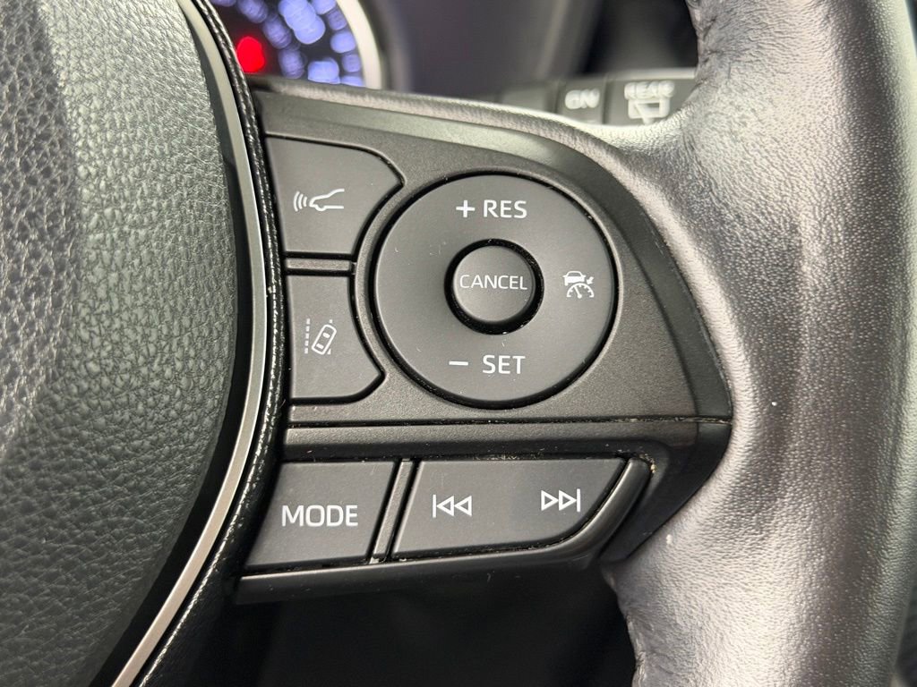 Certified 2021 Toyota RAV4 XLE w/ XLE Grade Weather Package FWD image 27