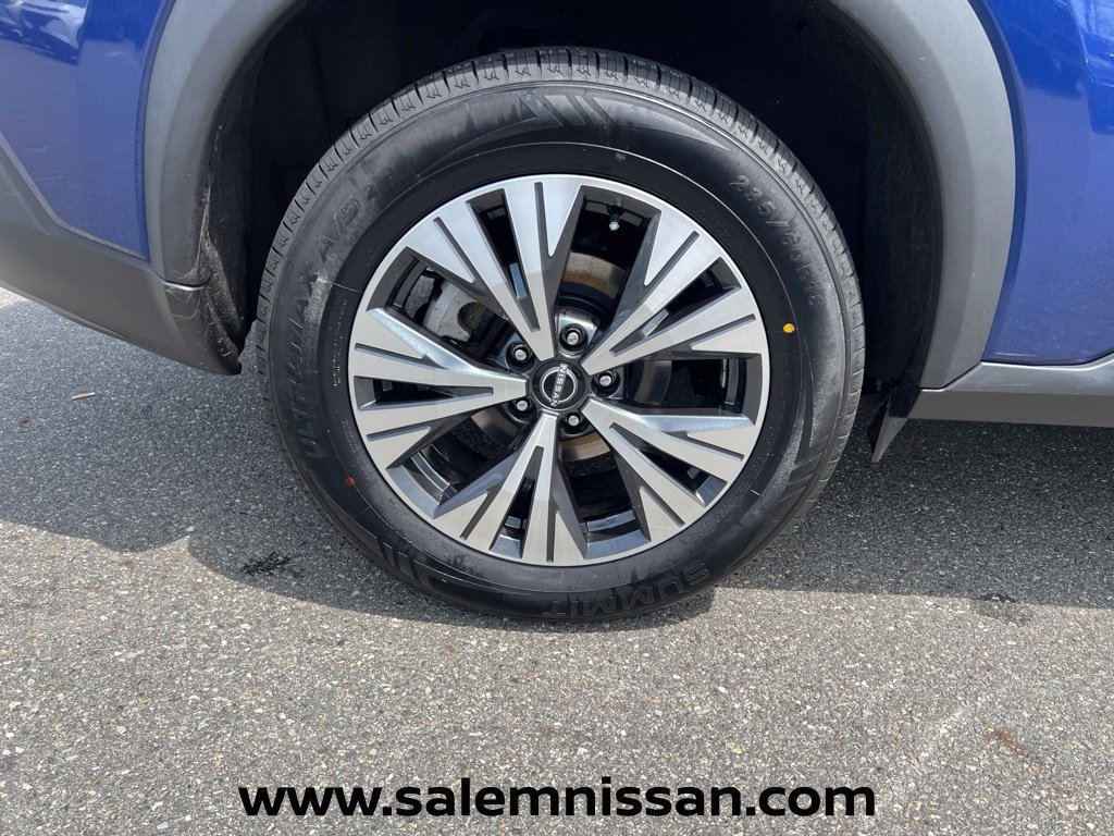 Used 2023 Nissan Rogue SV AWD/4WD image 27