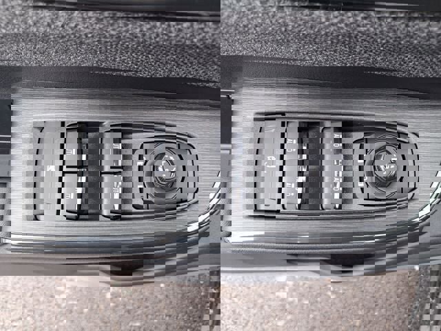 New 2026 Subaru Outback Premium image 19