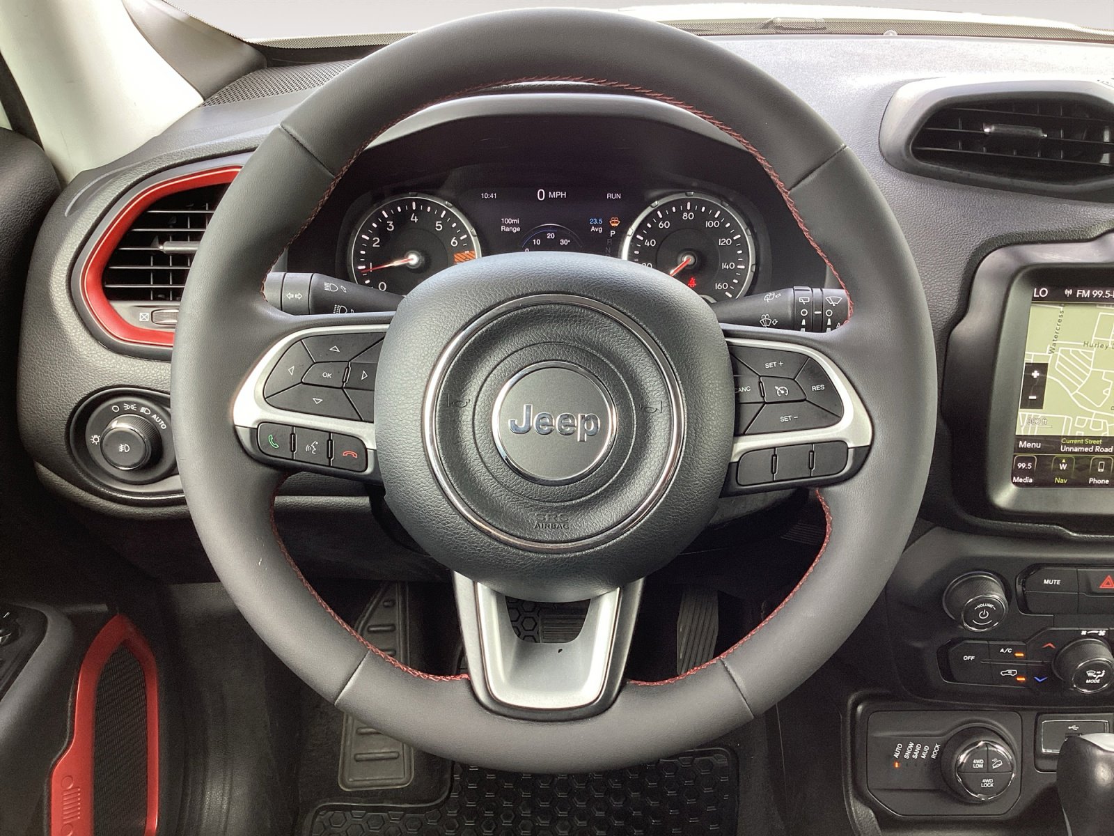 Used 2023 Jeep Renegade Trailhawk AWD/4WD image 17