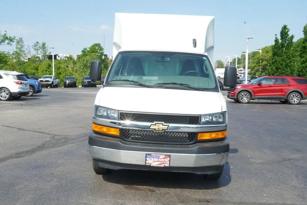 New 2026 Chevrolet Express 3500 w/ Power Convenience Package RWD image 14