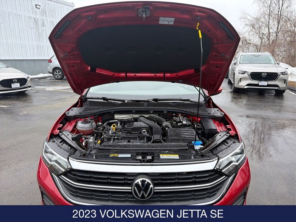 Used 2023 Volkswagen Jetta SE image 13