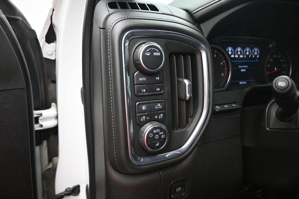 Used 2021 Chevrolet Silverado 2500 High Country w/ Z71 Off-Road Package AWD/4WD image 13