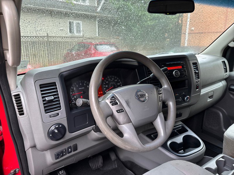 Used 2012 Nissan NV 2500 SV w/ Technology Pkg RWD image 13