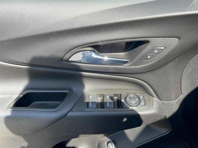 Used 2024 Chevrolet Equinox LT image 12