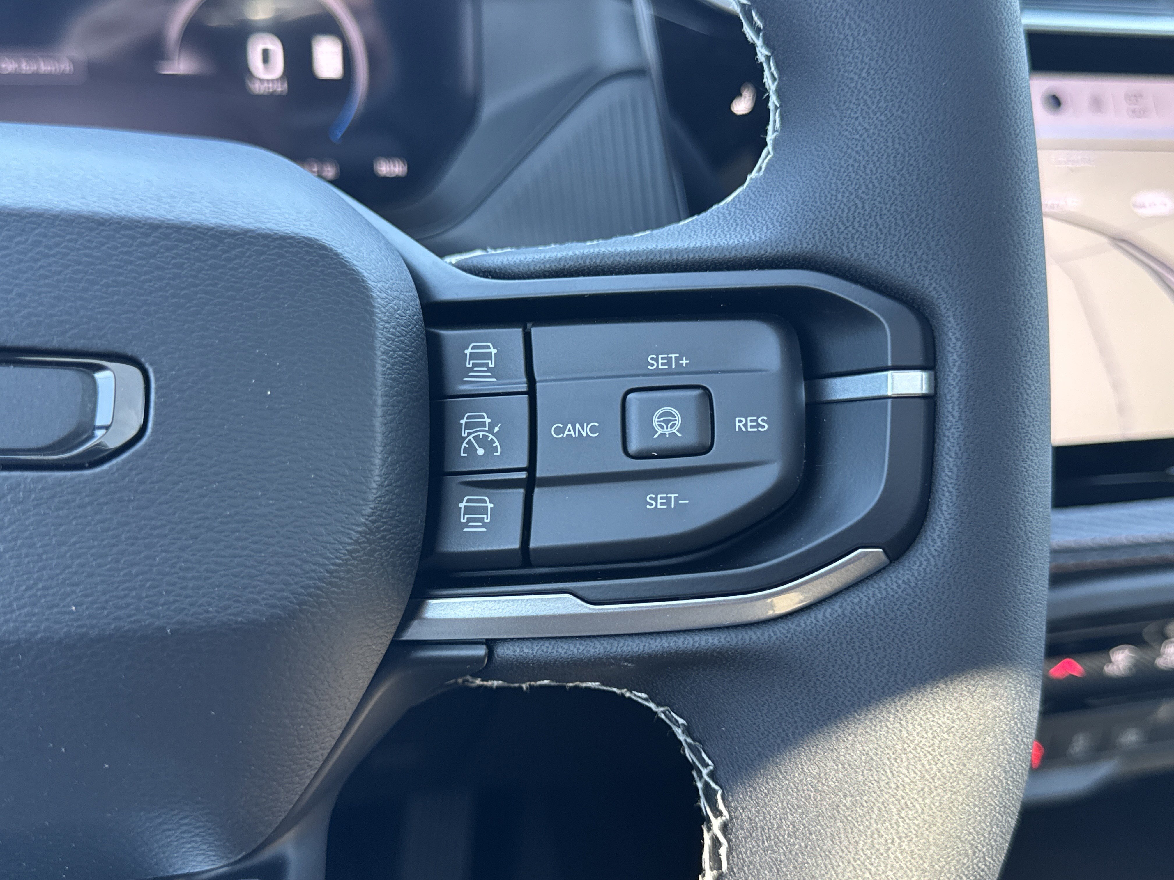 New 2026 Jeep Cherokee Overland image 35