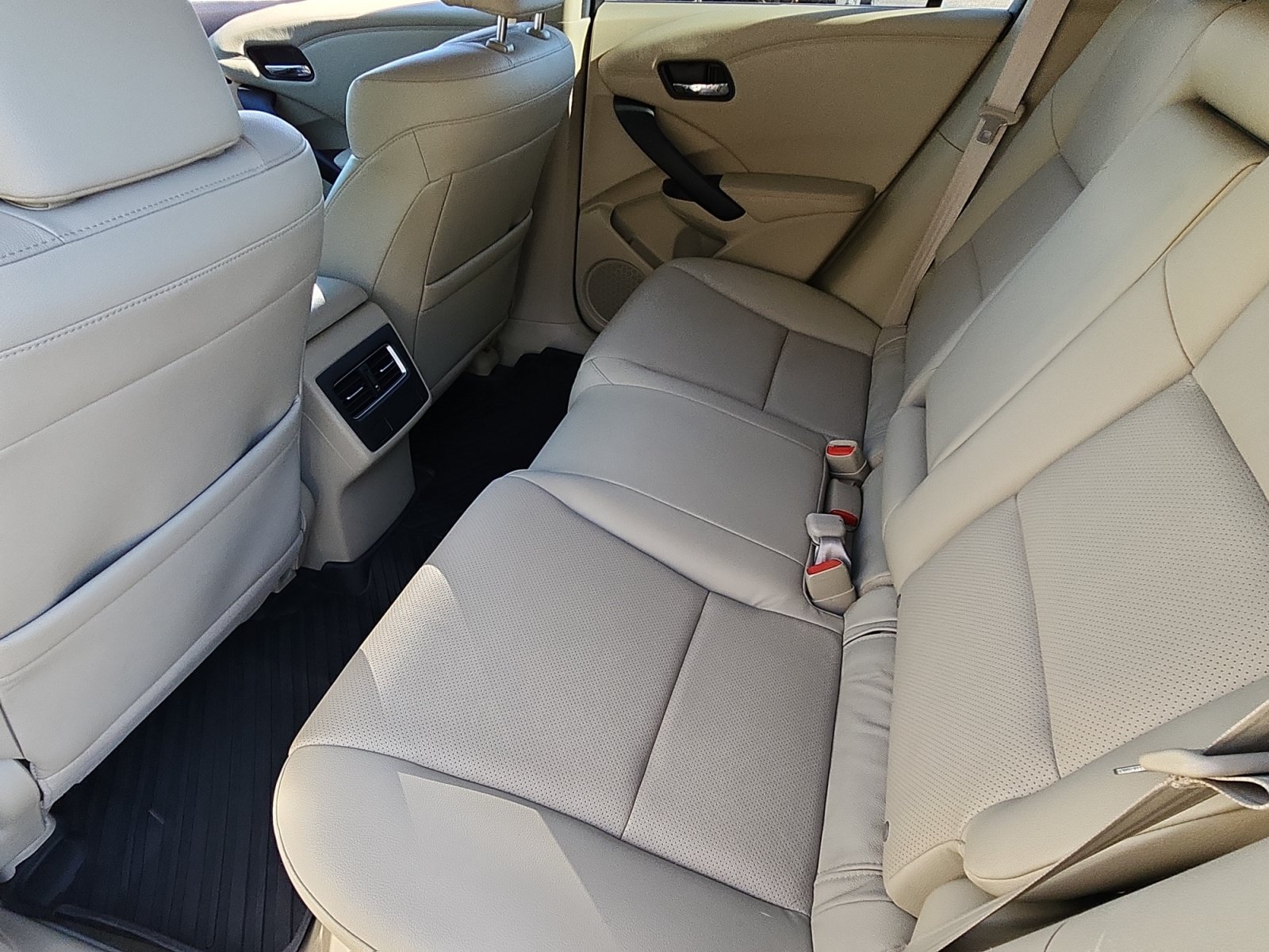 Used 2017 Acura RDX AWD w/ Technology Package image 16