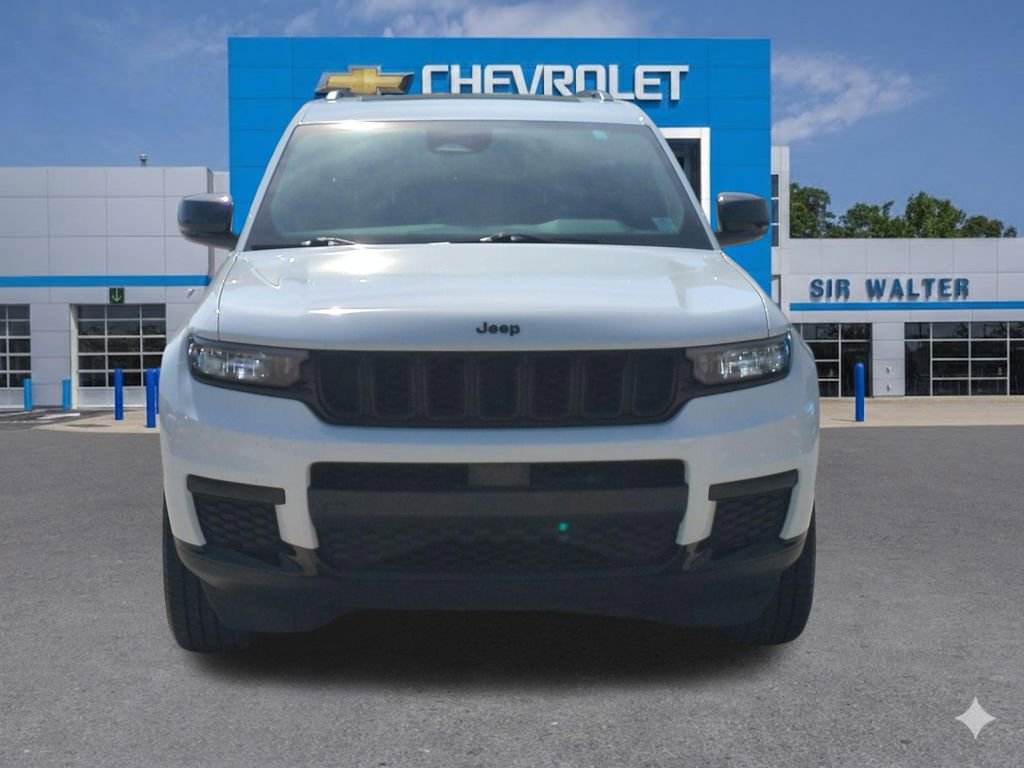 Used 2023 Jeep Grand Cherokee L Laredo image 9