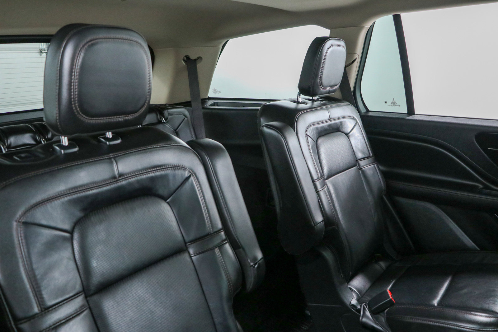 Used 2024 Lincoln Aviator Reserve w/ Jet Package RWD image 29